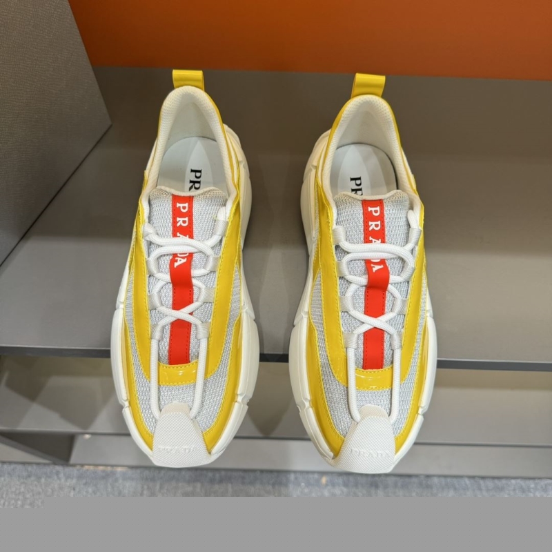 Pra*a casual shoes
